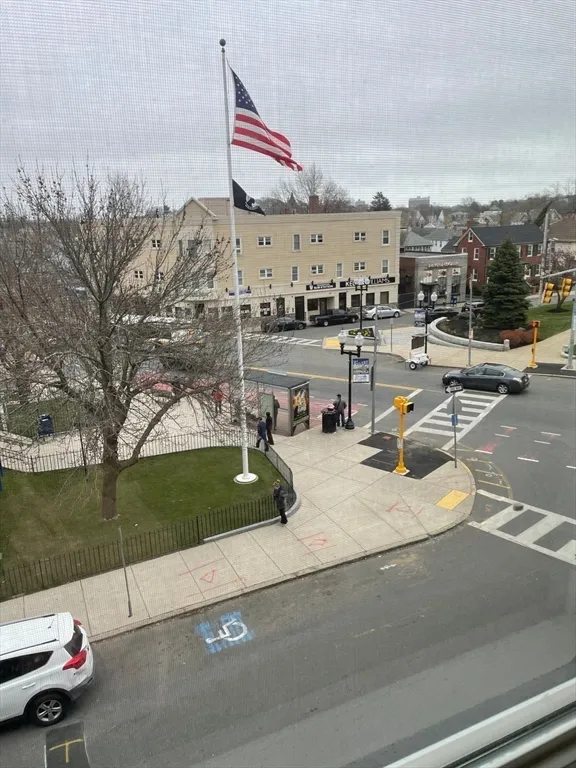 1 bed, 1 bath apartment for rent at 10 Yeamans Unit 17, Revere — photo 2 of 8