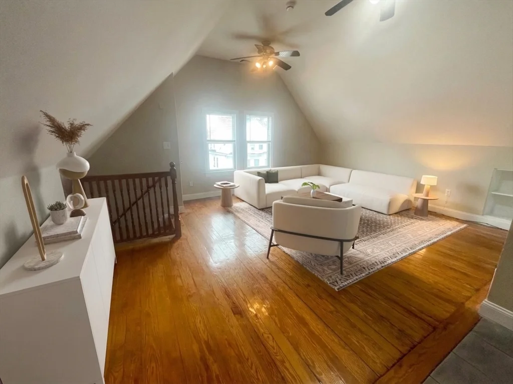 2 bed, 1 bath apartment for rent at 100-3 Lonsdale St Unit C, Dorchester — photo 2 of 7