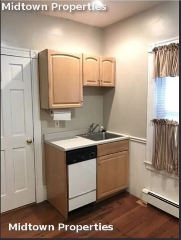 1 bed, 1 bath apartment for rent at 100-A Hampshire St Unit 3, Cambridge — photo 2 of 8