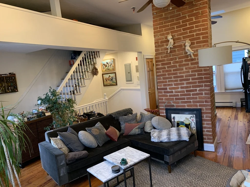 1 bed, 1 bath apartment for rent at 100-A Hampshire St Unit 4, The Port — photo 3 of 10