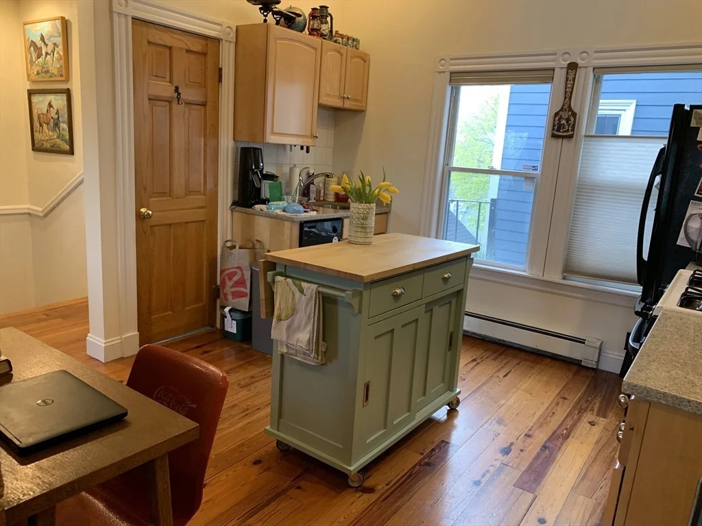 1 bed, 1 bath apartment for rent at 100-A Hampshire St Unit 4, The Port — photo 6 of 10