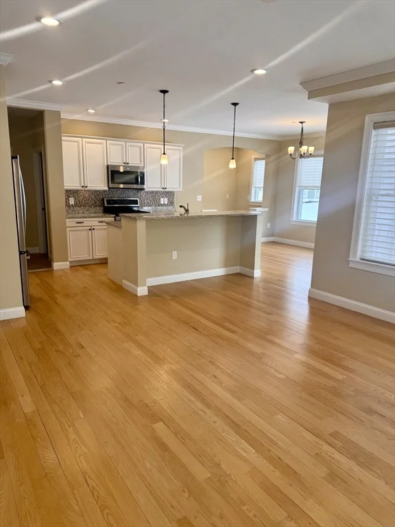 3 bed, 2 bath apartment for rent at 100 Baldwin Ave Unit 25, Woburn — photo 8 of 29