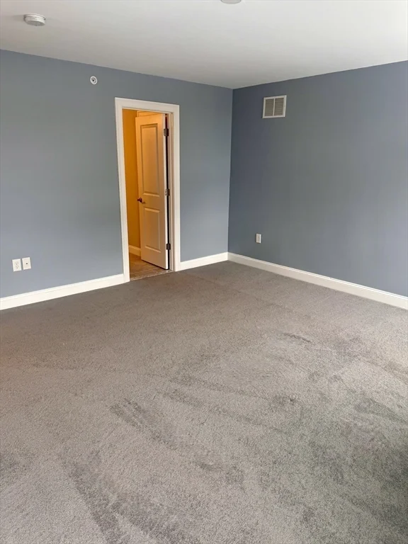 3 bed, 2 bath apartment for rent at 100 Baldwin Ave Unit 25, Woburn — photo 17 of 29