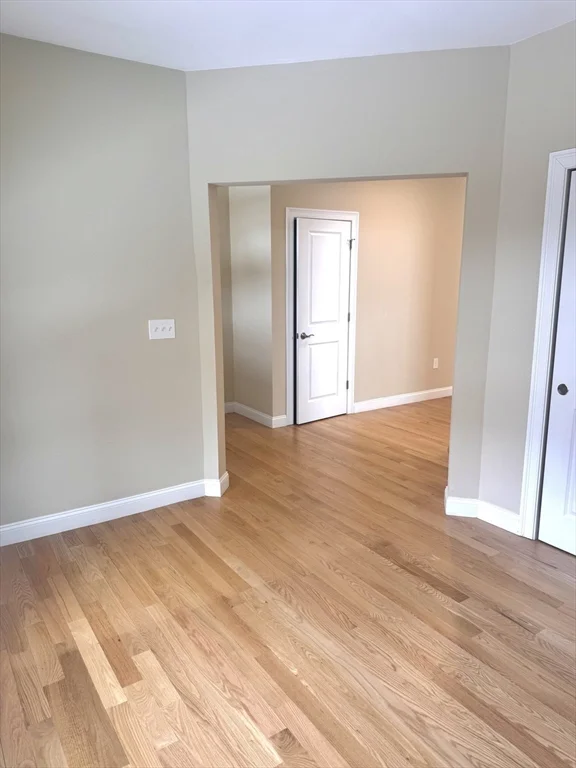 3 bed, 2 bath apartment for rent at 100 Baldwin Ave Unit 25, Woburn — photo 4 of 29