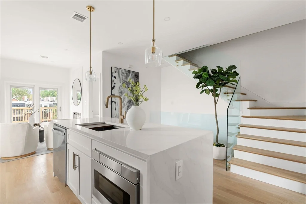 2 bed, 2 bath apartment for rent at 100 Bennington St Unit PH4A, East Boston — photo 10 of 41