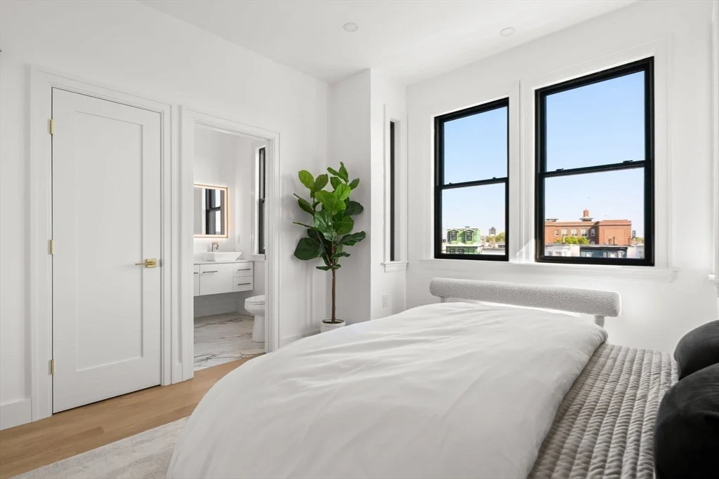 2 bed, 2 bath apartment for rent at 100 Bennington St Unit PH4A, East Boston — photo 26 of 41