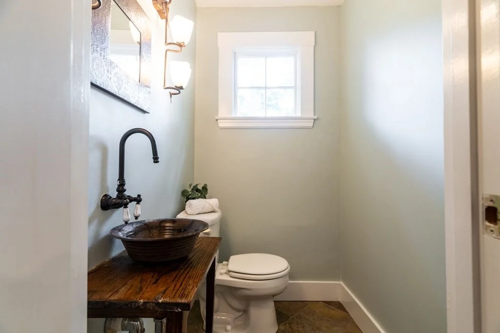 2 bed, 1.5 bath apartment for rent at 100 Bourne St Unit 100, Jamaica Plain — photo 10 of 27