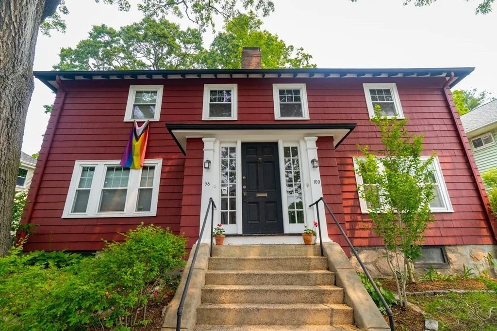 2 bed, 1.5 bath apartment for rent at 100 Bourne St Unit 100, Jamaica Plain