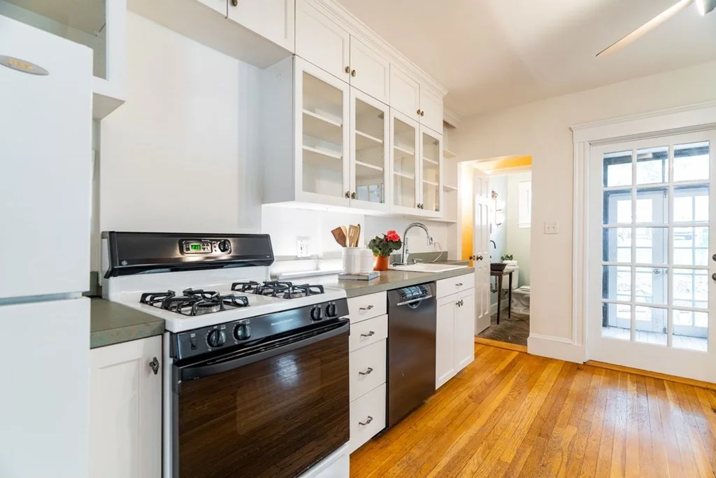 2 bed, 1.5 bath apartment for rent at 100 Bourne St Unit 100, Jamaica Plain — photo 8 of 27