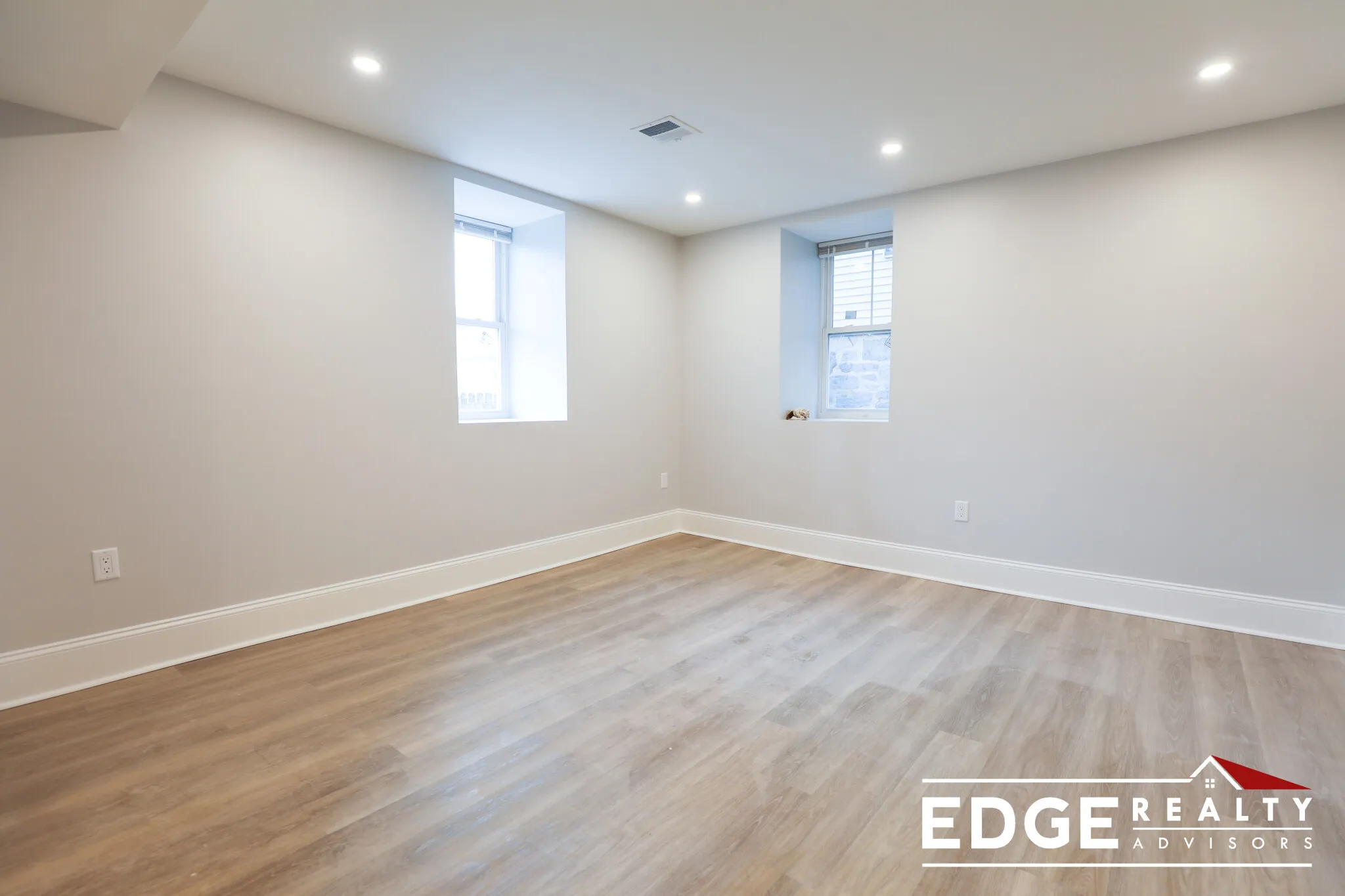 5 bed, 4+ bath apartment for rent at 100 Brooks St Unit 1, Brighton — photo 11 of 13