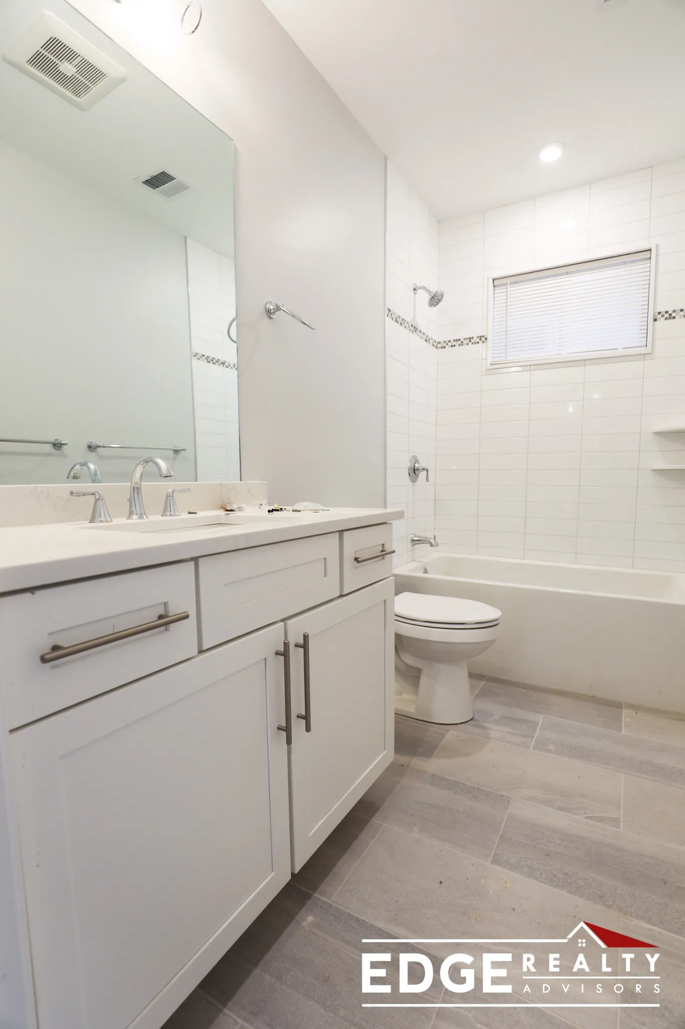 5 bed, 4+ bath apartment for rent at 100 Brooks St Unit 1, Brighton — photo 13 of 13