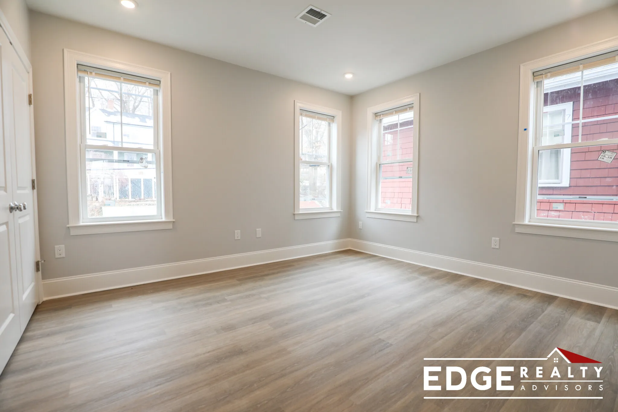 3 bed, 2 bath apartment for rent at 100 Brooks St Unit 2, Brighton — photo 8 of 10
