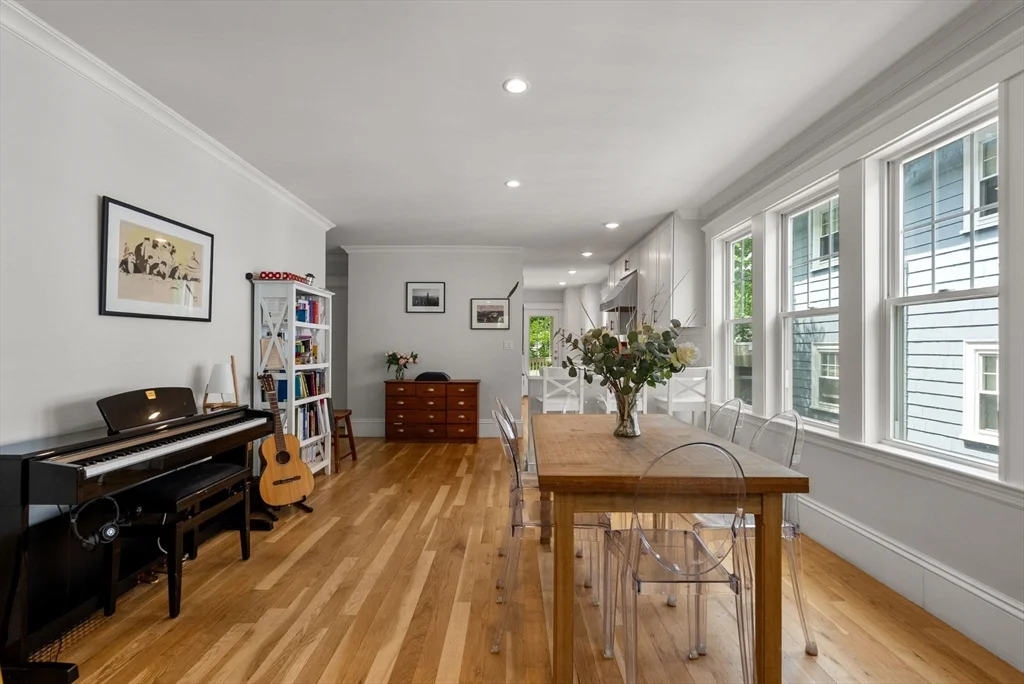 3 bed, 3 bath apartment for rent at 100 Browne St Unit 1, Coolidge Corner — photo 10 of 35