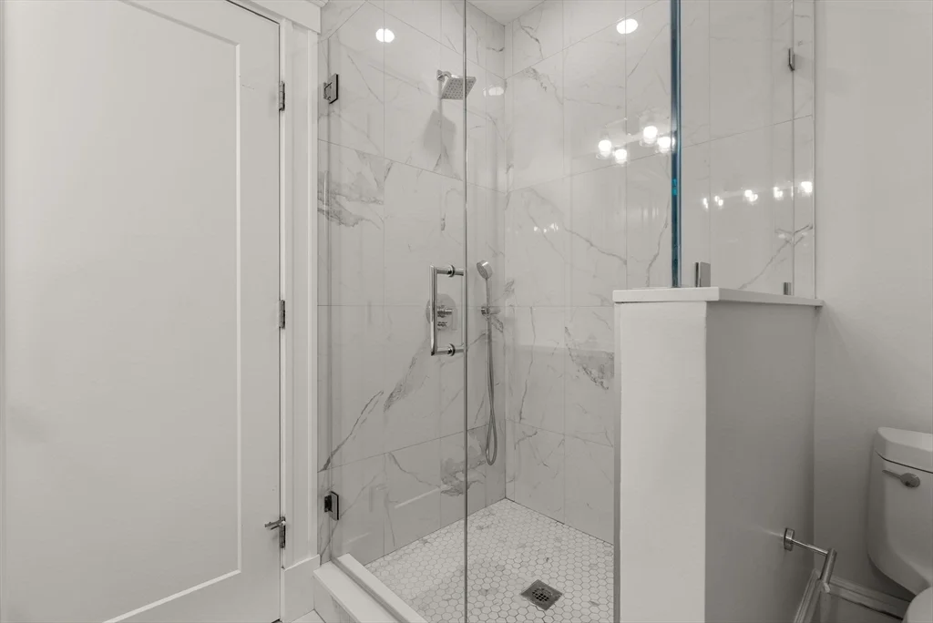 3 bed, 3 bath apartment for rent at 100 Browne St Unit 1, Coolidge Corner — photo 31 of 35
