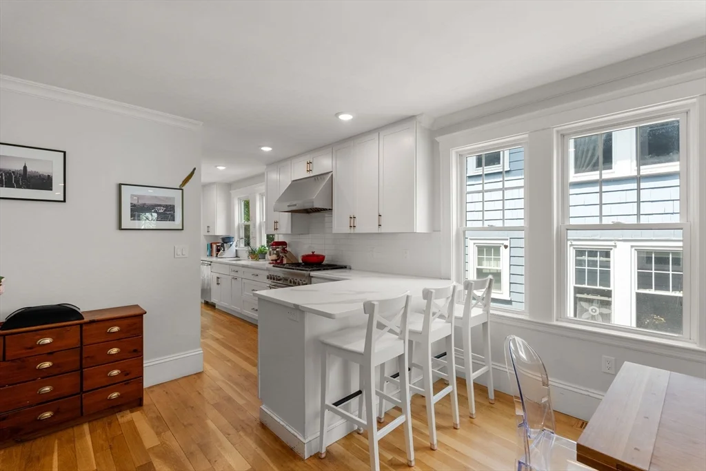 3 bed, 3 bath apartment for rent at 100 Browne St Unit 1, Coolidge Corner — photo 12 of 35