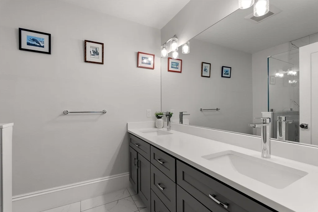 3 bed, 3 bath apartment for rent at 100 Browne St Unit 1, Coolidge Corner — photo 23 of 35