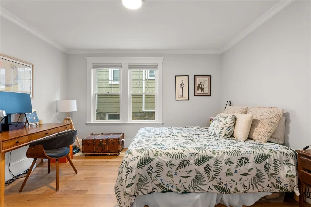 3 bed, 3 bath apartment for rent at 100 Browne St Unit 1, Coolidge Corner — photo 22 of 35