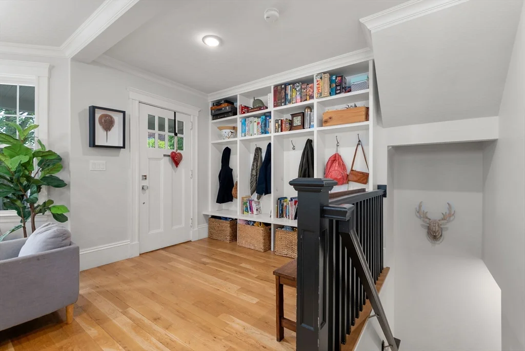 3 bed, 3 bath apartment for rent at 100 Browne St Unit 1, Coolidge Corner — photo 20 of 35