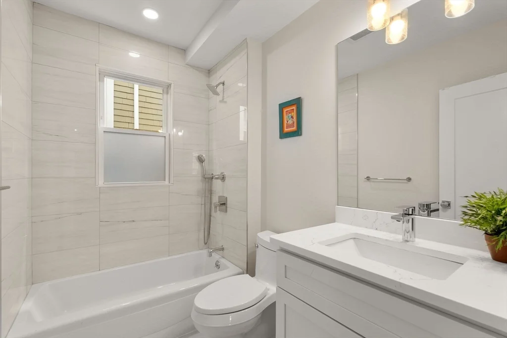 3 bed, 3 bath apartment for rent at 100 Browne St Unit 1, Coolidge Corner — photo 25 of 35