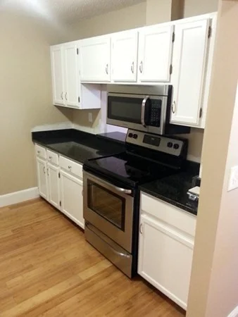 2 bed, 1 bath apartment for rent at 100 Captains Row Unit 203, Chelsea — photo 3 of 5