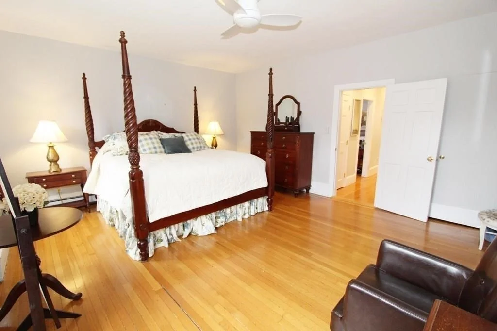 2 bed, 1 bath apartment for rent at 100 Charles St Unit C, Beacon Hill — photo 3 of 9