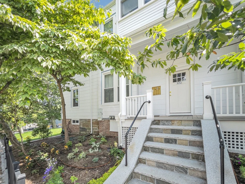 1 bed, 1 bath apartment for rent at 100 Chestnut Ave Unit 3, Jamaica Plain — photo 23 of 23