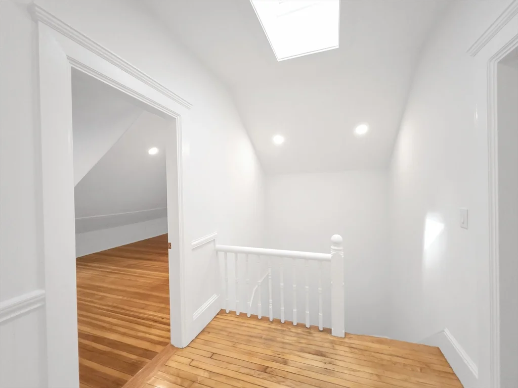 1 bed, 1 bath apartment for rent at 100 Chestnut Ave Unit 3, Jamaica Plain — photo 8 of 23