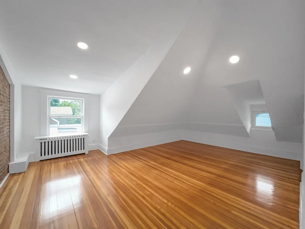 1 bed, 1 bath apartment for rent at 100 Chestnut Ave Unit 3, Jamaica Plain — photo 18 of 23