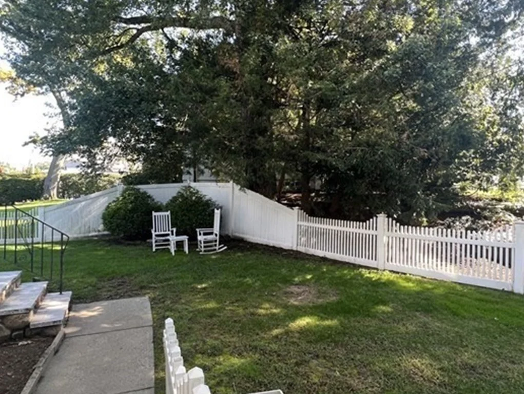 4 bed, 1 bath apartment for rent at 100 Church St Unit 2, Winchester — photo 4 of 32