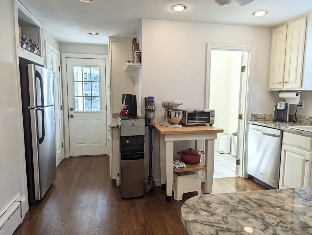 4 bed, 1 bath apartment for rent at 100 Church St Unit 2, Winchester — photo 10 of 32