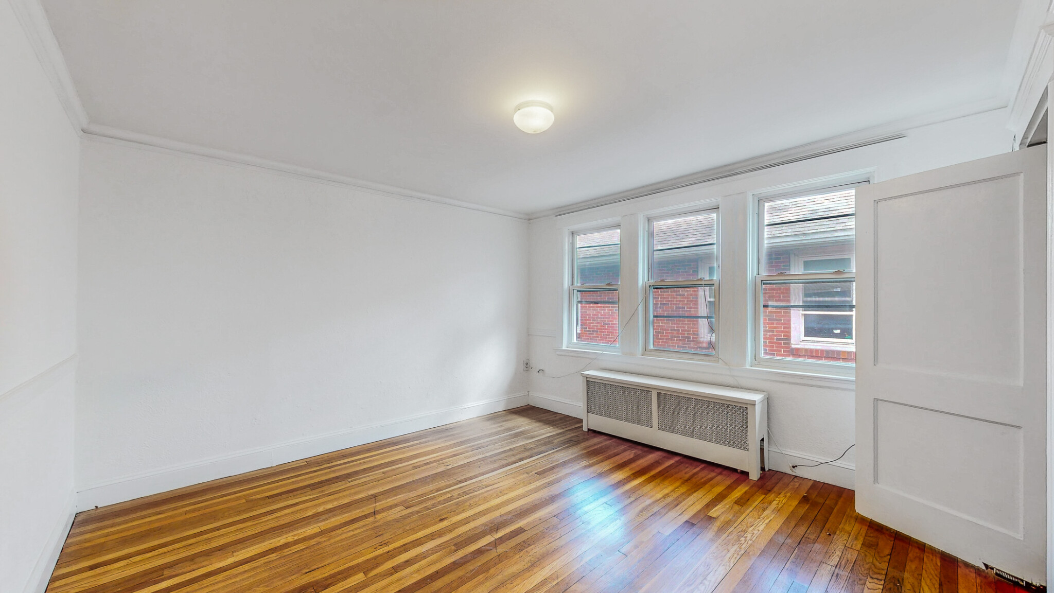 4 bed, 1 bath apartment for rent at 100 Colborne Rd, Brighton — photo 6 of 21