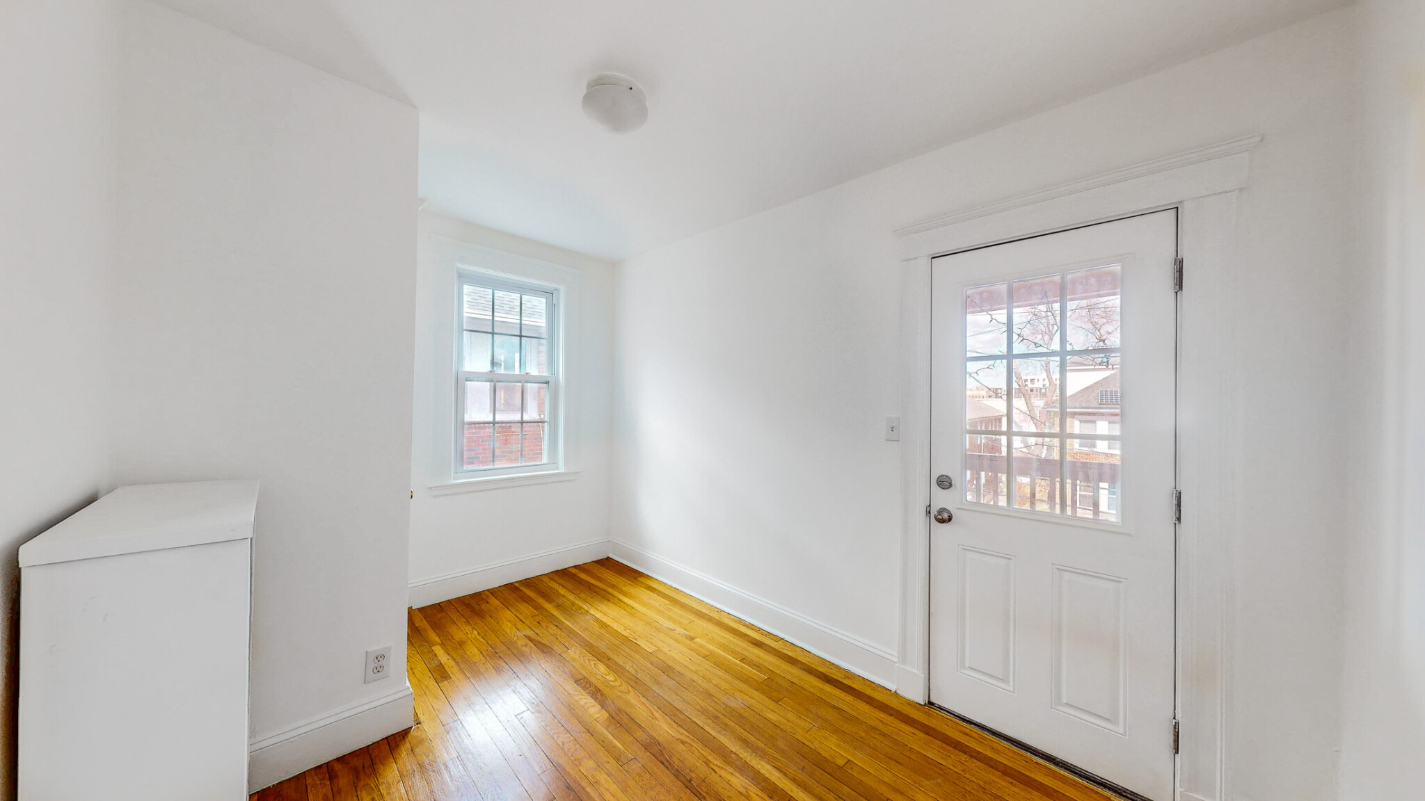 4 bed, 1 bath apartment for rent at 100 Colborne Rd, Brighton — photo 11 of 21