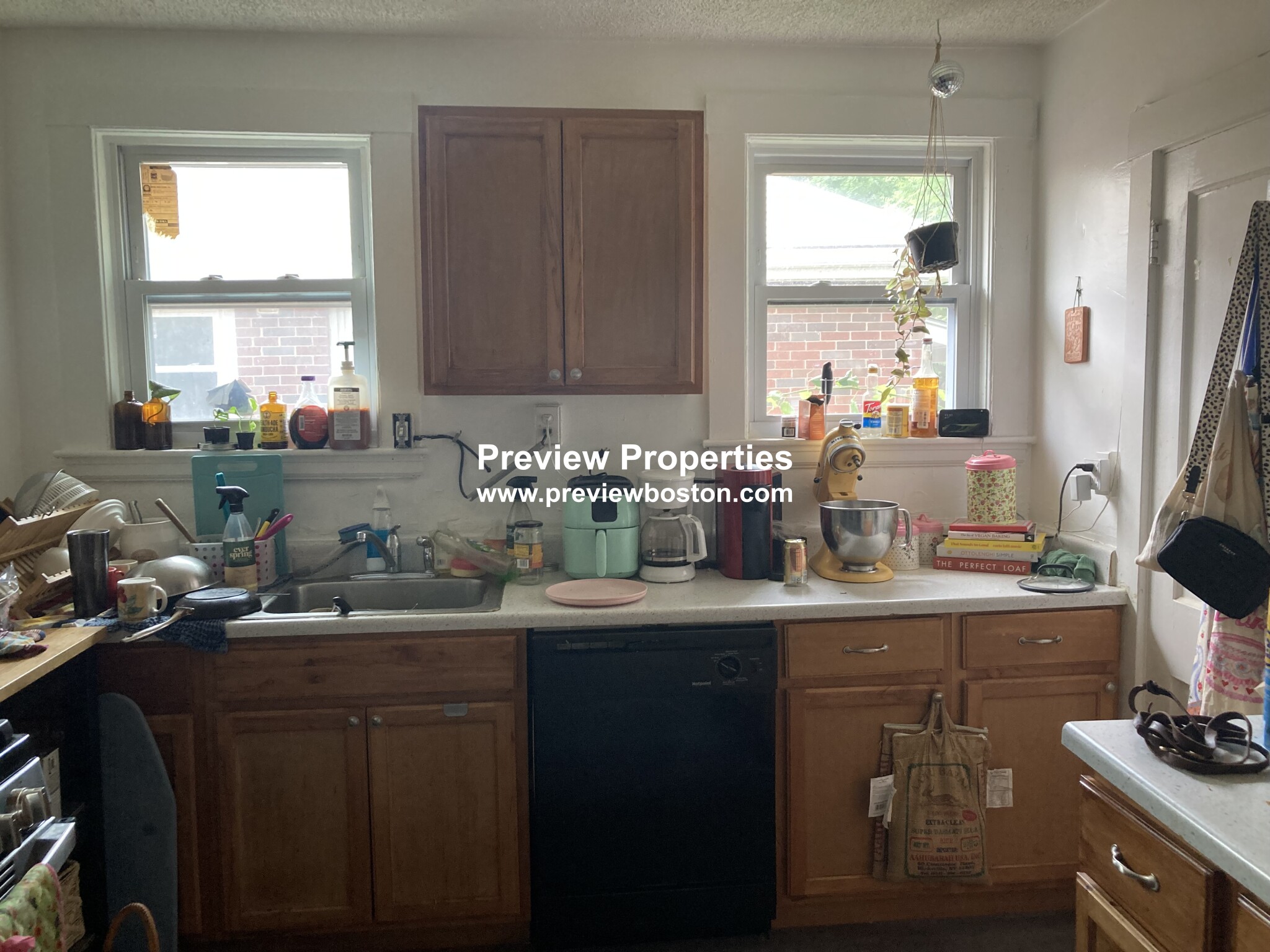 3 bed, 1 bath apartment for rent at 100 Colborne Unit N/A, Brighton — photo 2 of 26