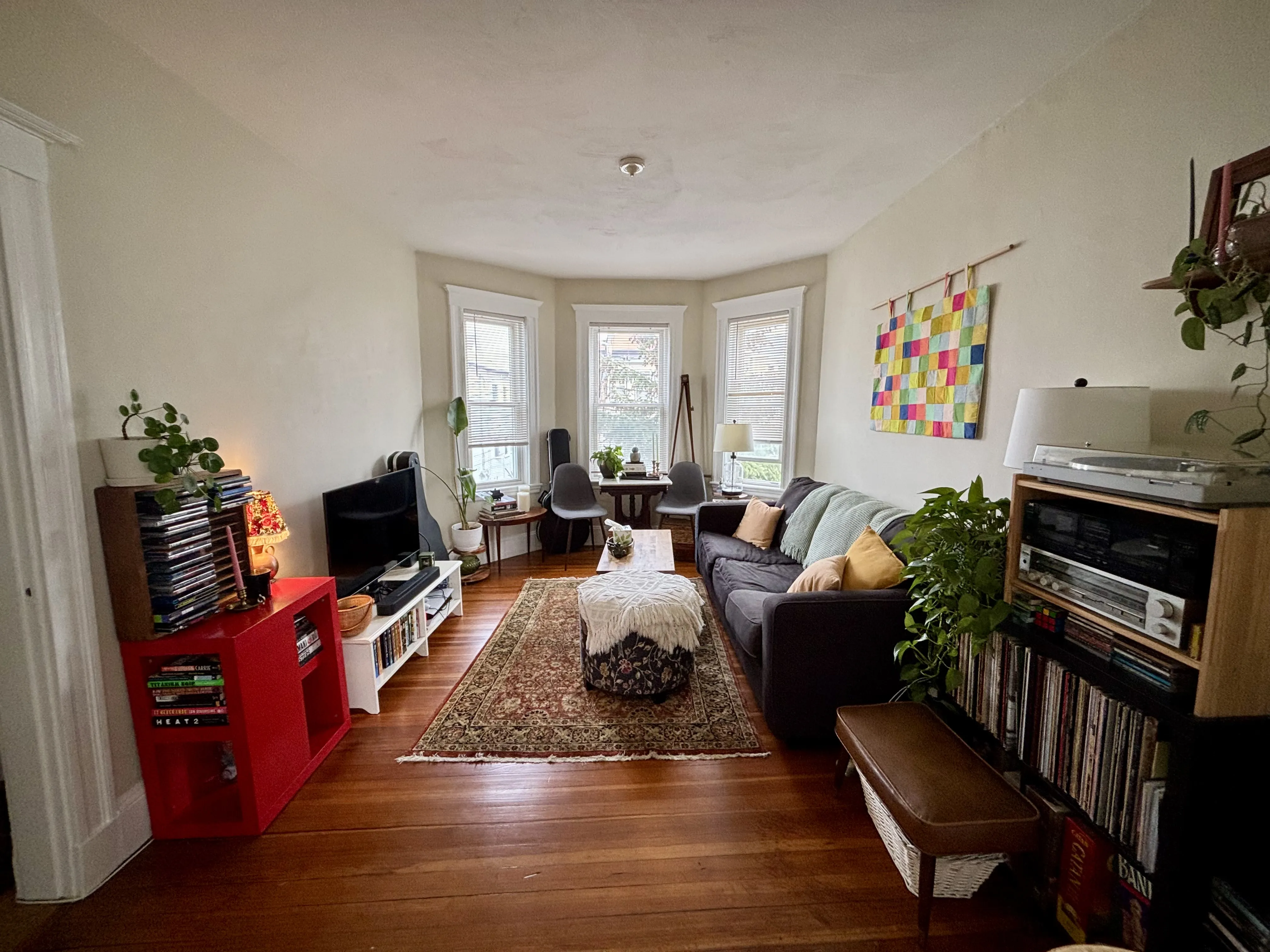 2 bed, 1 bath apartment for rent at 100 Conwell Ave Unit 2, West Somerville — photo 2 of 12