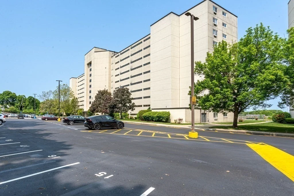 2 bed, 2 bath apartment for rent at 100 Cove Way Unit 408, Quincy — photo 23 of 28