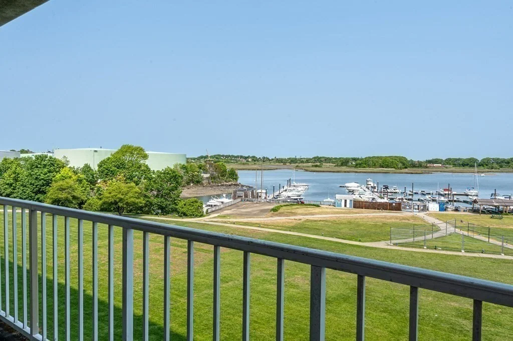 2 bed, 2 bath apartment for rent at 100 Cove Way Unit 408, Quincy — photo 1 of 28
