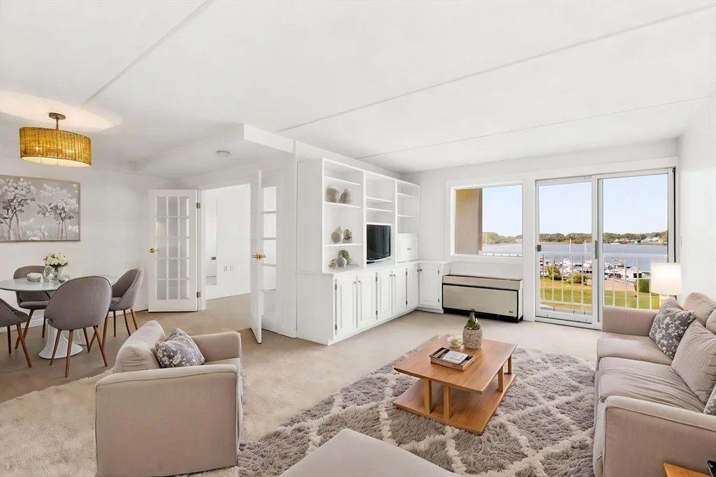 2 bed, 2 bath apartment for rent at 100 Cove Way Unit 409, Quincy — photo 10 of 23