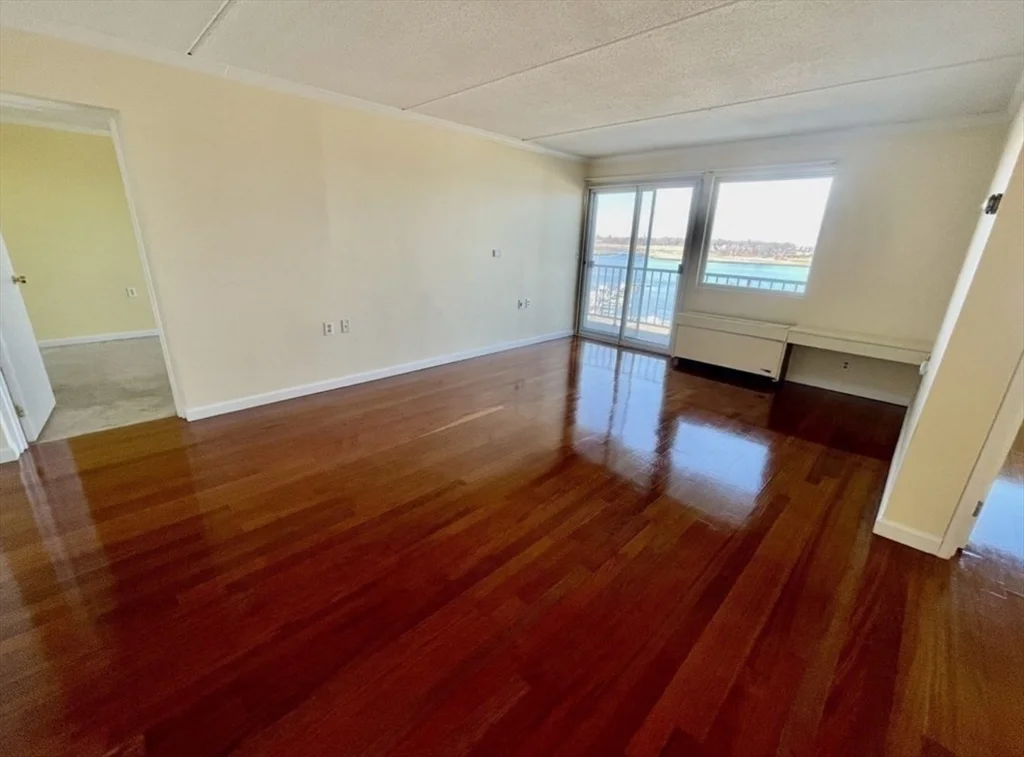 2 bed, 2 bath apartment for rent at 100 Cove Way Unit 608, Quincy — photo 5 of 20