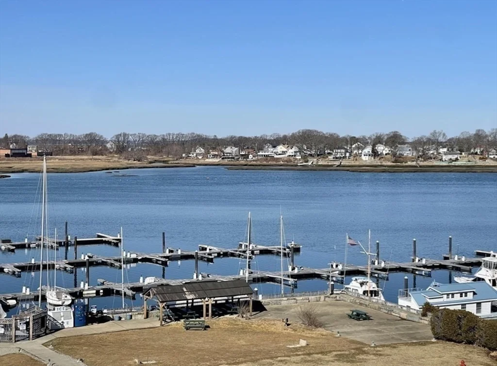 2 bed, 2 bath apartment for rent at 100 Cove Way Unit 608, Quincy — photo 18 of 20