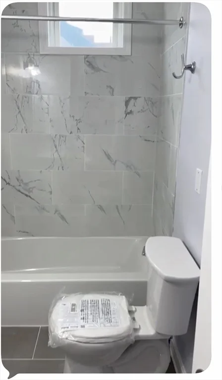 3 bed, 1 bath apartment for rent at 100 Day St Unit 1, Fitchburg — photo 2 of 15