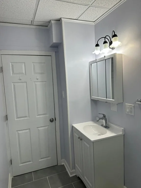 3 bed, 1 bath apartment for rent at 100 Day St Unit 1, Fitchburg — photo 1 of 15
