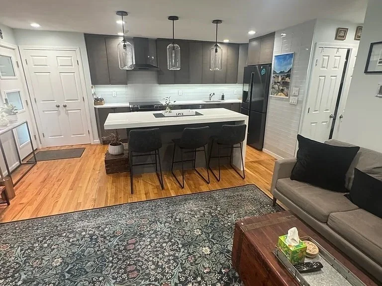 2 bed, 1 bath apartment for rent at 100 E Brookline St Unit 1, South End — photo 2 of 13