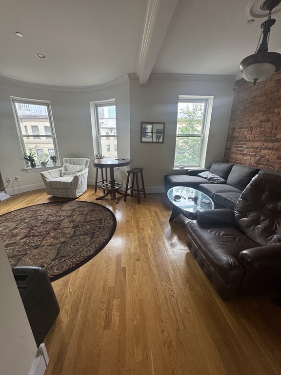 2 bed, 1 bath apartment for rent at 100 E Brookline St Unit 1, South End — photo 10 of 19
