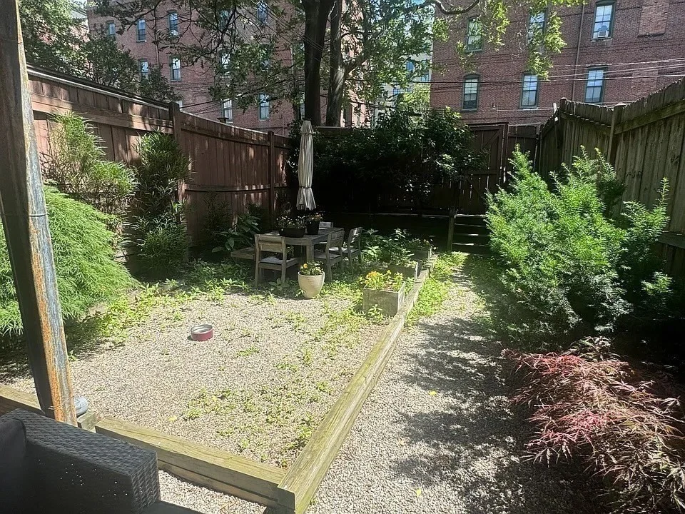 2 bed, 1 bath apartment for rent at 100 E Brookline St Unit 1, South End — photo 11 of 13