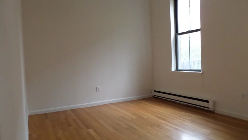 1 bed, 1 bath apartment for rent at 100 E Brookline St Unit L2, South End — photo 2 of 6