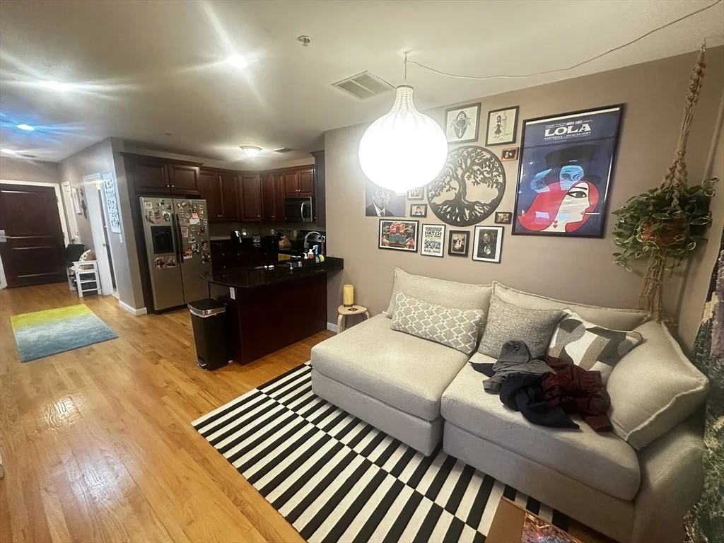 1 bed, 1 bath apartment for rent at 100 Fellsway West Unit 204, Winter Hill — photo 9 of 21