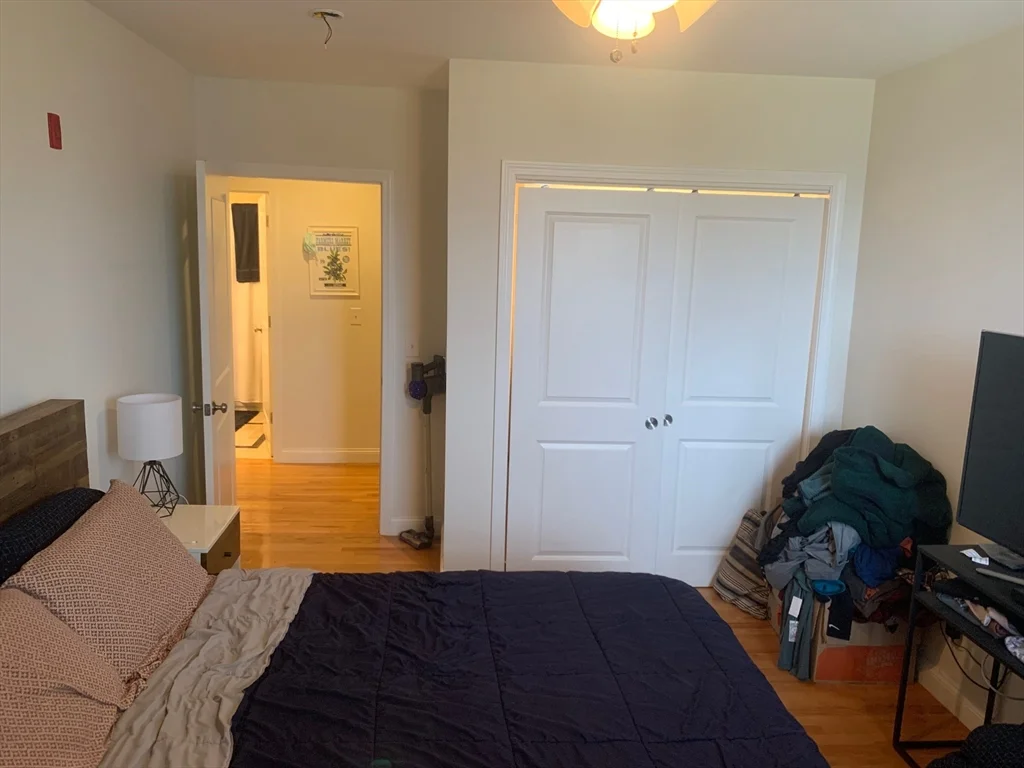 1 bed, 1 bath apartment for rent at 100 Fellsway West Unit 204, Winter Hill — photo 11 of 21