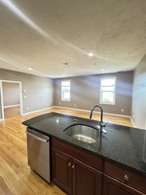 2 bed, 2 bath apartment for rent at 100 Fellsway West Unit 401, Winter Hill — photo 3 of 18