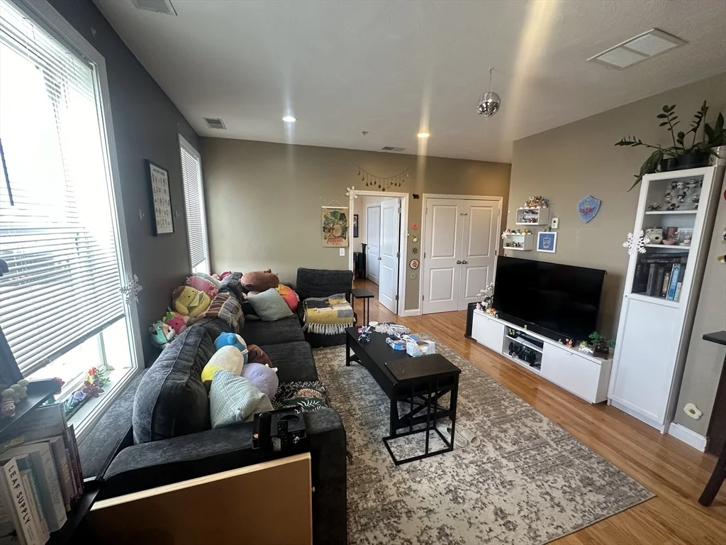 2 bed, 2 bath apartment for rent at 100 Fellsway West Unit 402, Winter Hill — photo 5 of 21