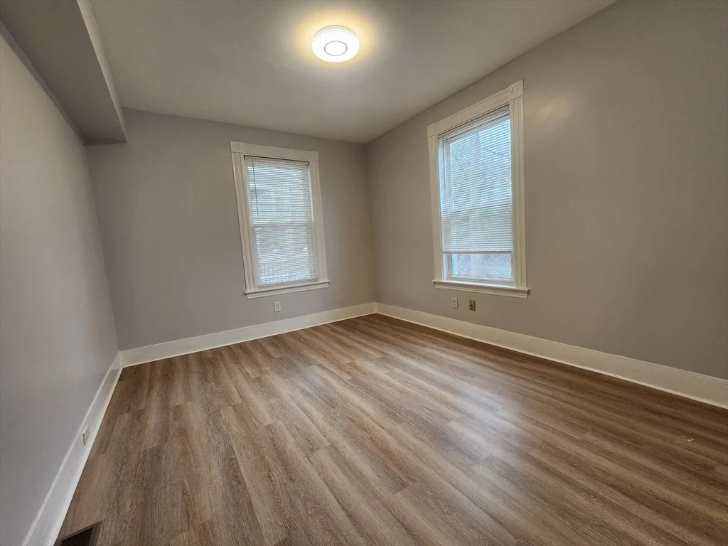 4 bed, 2 bath apartment for rent at 100 Flint Unit 1, East Somerville — photo 14 of 21